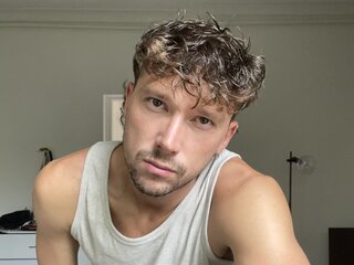 Naked show ass AaronCcdx