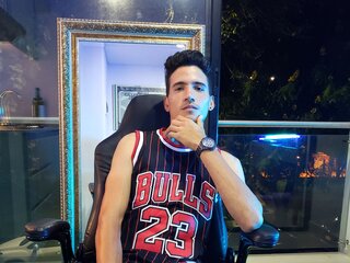 Shows amateur camshow EdFarrow
