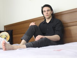 Ass photos shows EdMiles