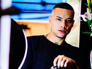 Show shows naked MakyMaster